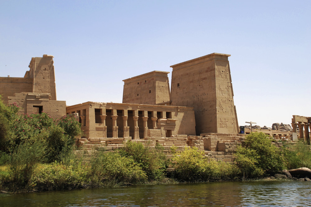 April - 2010
The Temple of Philae dedicated to Isis represented the main center of the Isiac cult.
Disassembled and rebuilt on the island of Agilkia in 1977 to protect it from flooding due to the construction of the Aswan Dam.
The complex operation, which lasted three years and carried out by an Italian firm, was financed by our government.