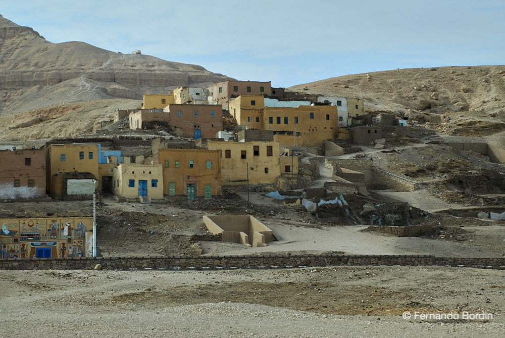 Seikh abd el Qurna village built over the tombs of the Nobles