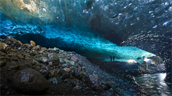 Sotto il ghiacciaio Vatnajokull, ISLANDA (2021)